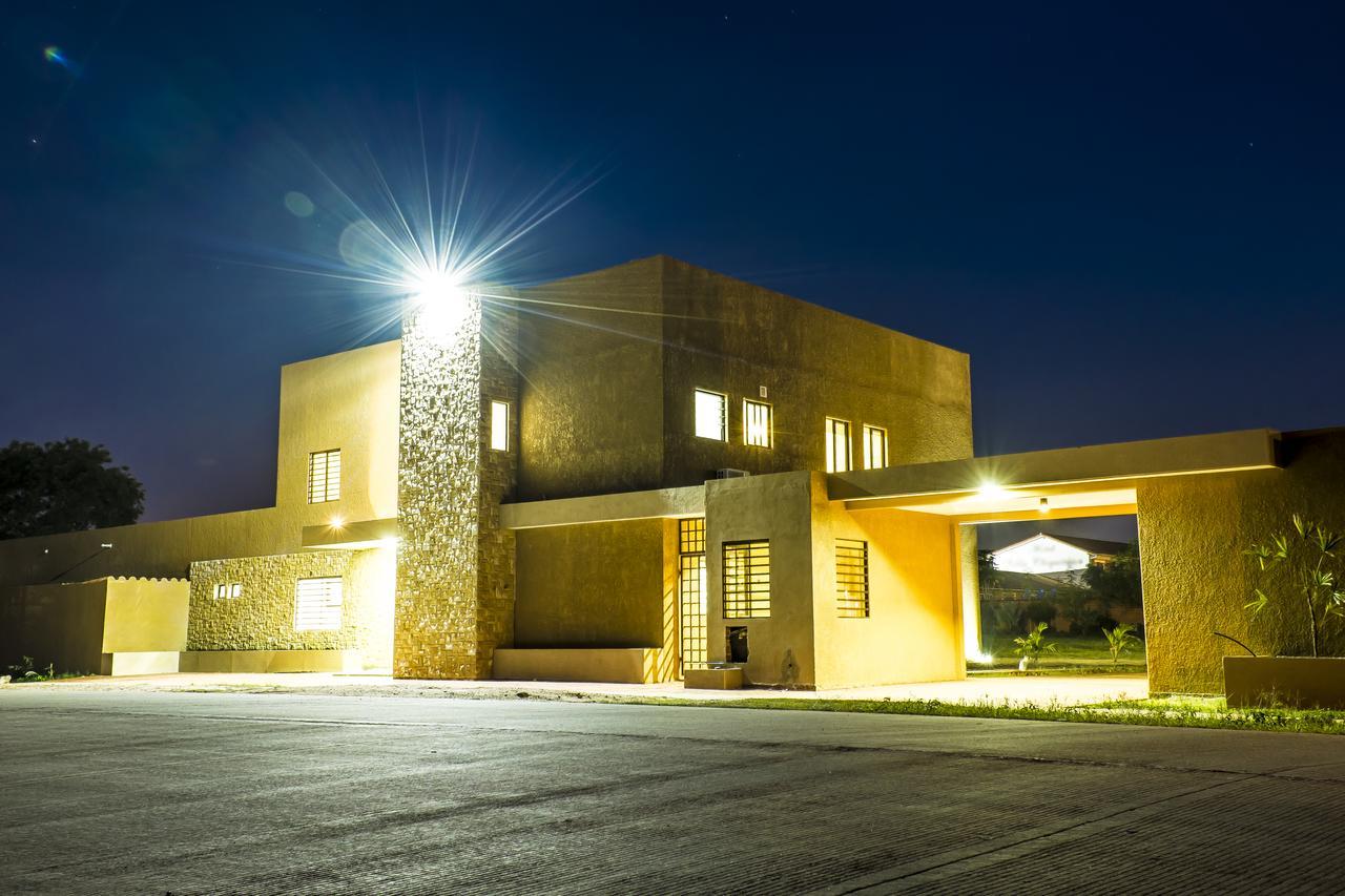 El Suto-Aparthotel San José de Chiquitos エクステリア 写真